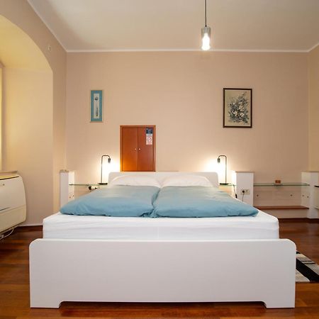Tisa & Neo Apartman Fiume Kültér fotó