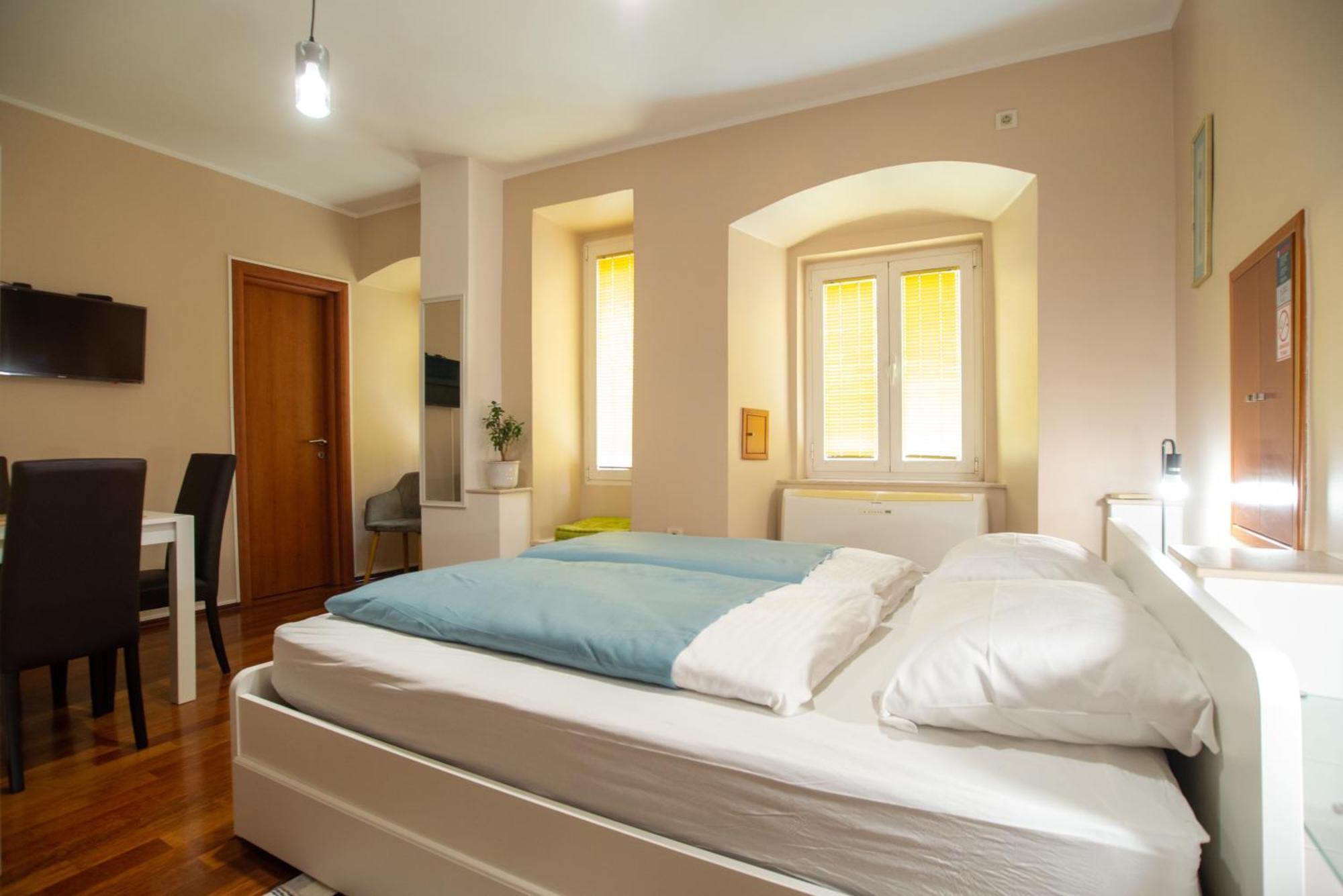 Tisa & Neo Apartman Fiume Kültér fotó